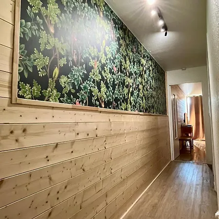 Apartmán T2 Avec Parking - Centre Station - Super