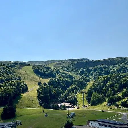 Apartamento T2 Avec Parking - Centre Station - Super Besse-et-Saint-Anastaise